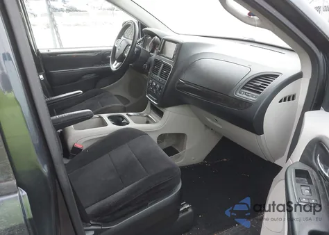 2013 Dodge Grand Caravan Sxt z USA, uszkodzony, nr VIN 2C4RDGCG8DR772013